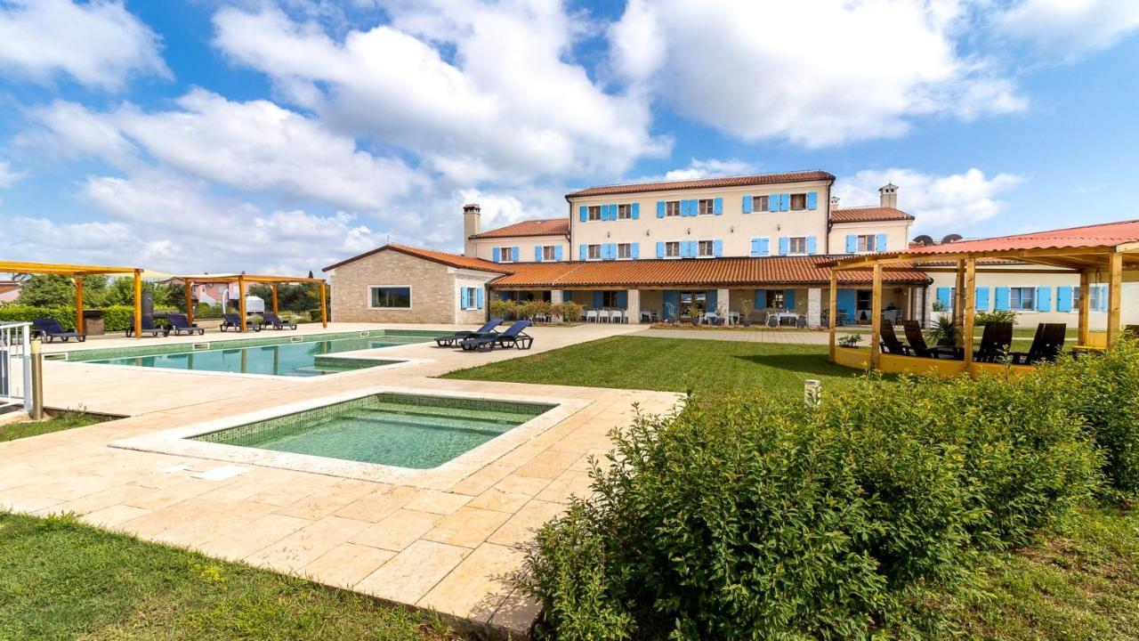 Velanera Hotel & Restaurant Šišan المظهر الخارجي الصورة